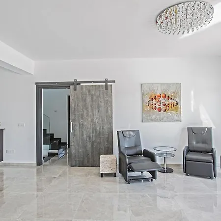 Villa Luxury 6 Bedroom With Private Pool, Protaras 1236