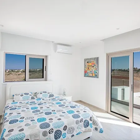 Luxury 6 Bedroom With Private Pool, Protaras 1236 * Paralimni